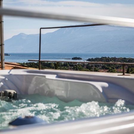 Antico Borgo B&B Con Spa - Adults Only Manerba del Garda Εξωτερικό φωτογραφία