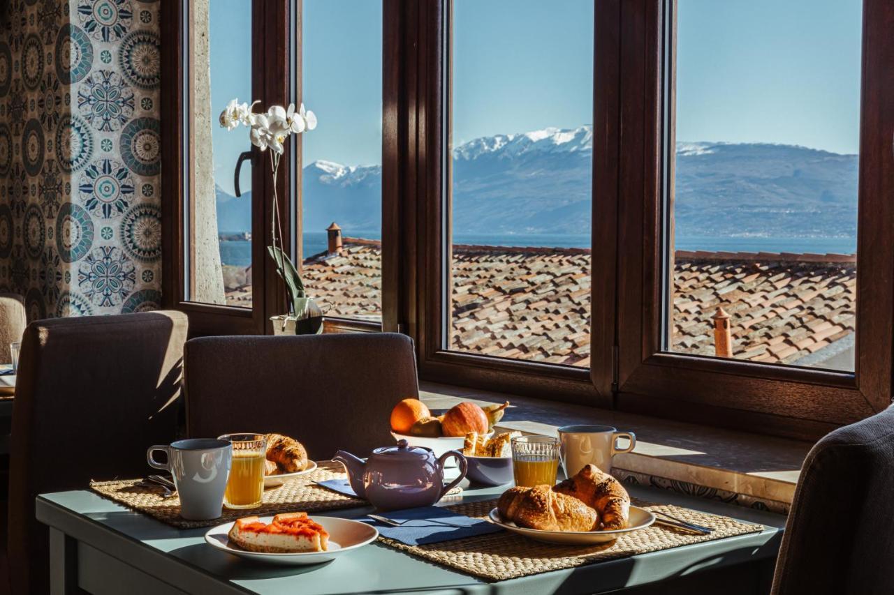 Antico Borgo B&B Con Spa - Adults Only Manerba del Garda Εξωτερικό φωτογραφία