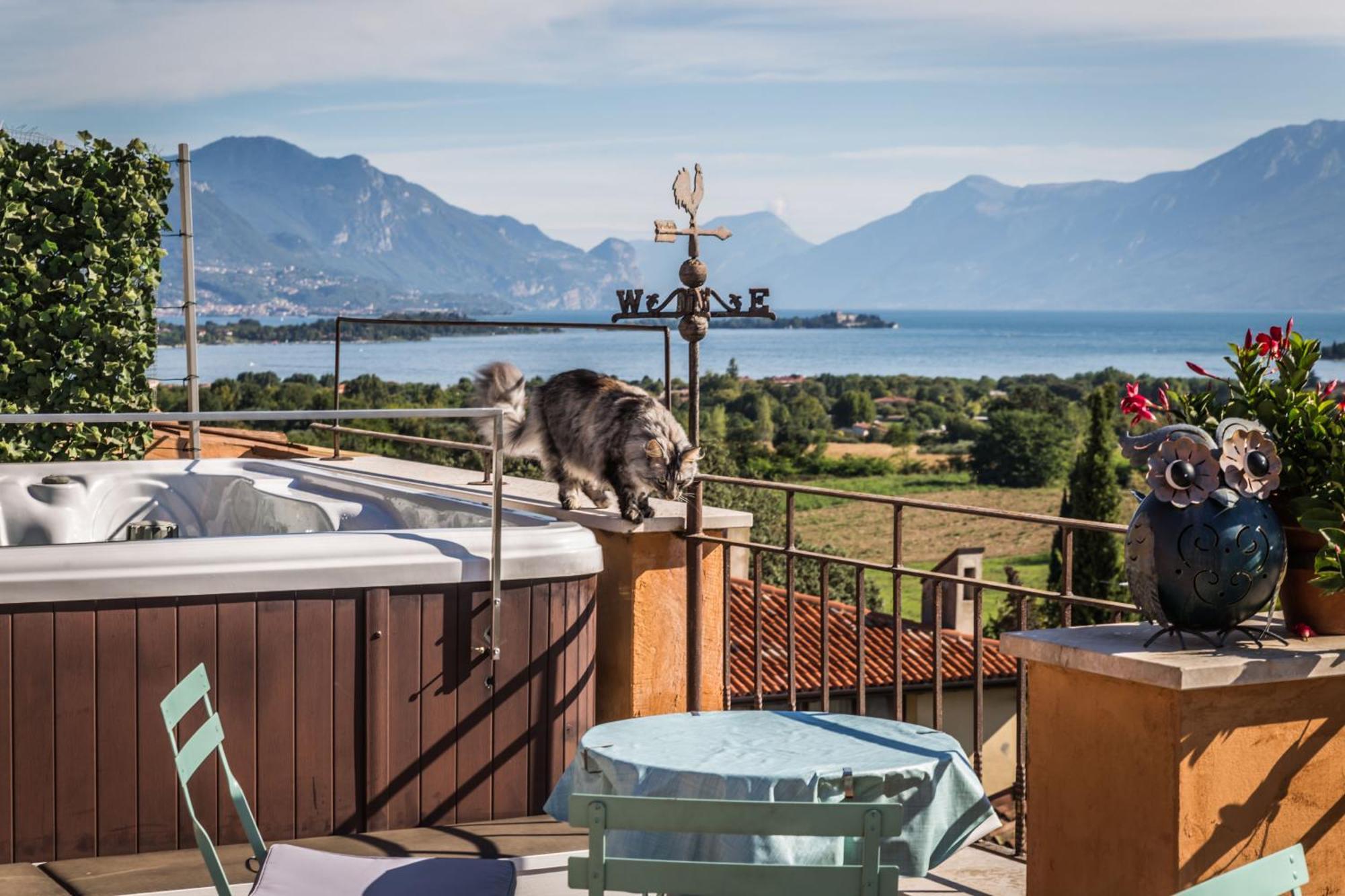 Antico Borgo B&B Con Spa - Adults Only Manerba del Garda Εξωτερικό φωτογραφία