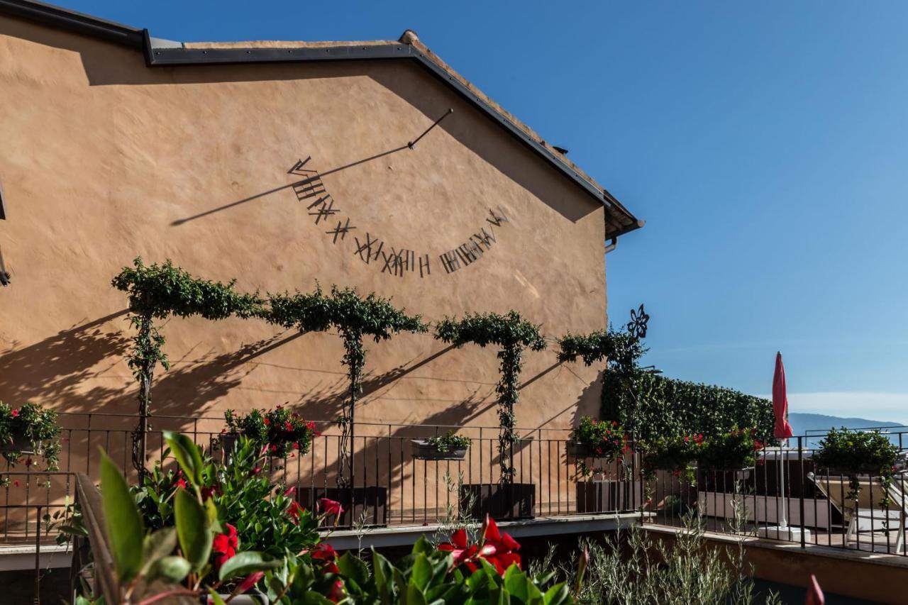 Antico Borgo B&B Con Spa - Adults Only Manerba del Garda Εξωτερικό φωτογραφία